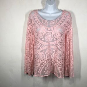 Breeze Ever pink lace long sleeve top size small
